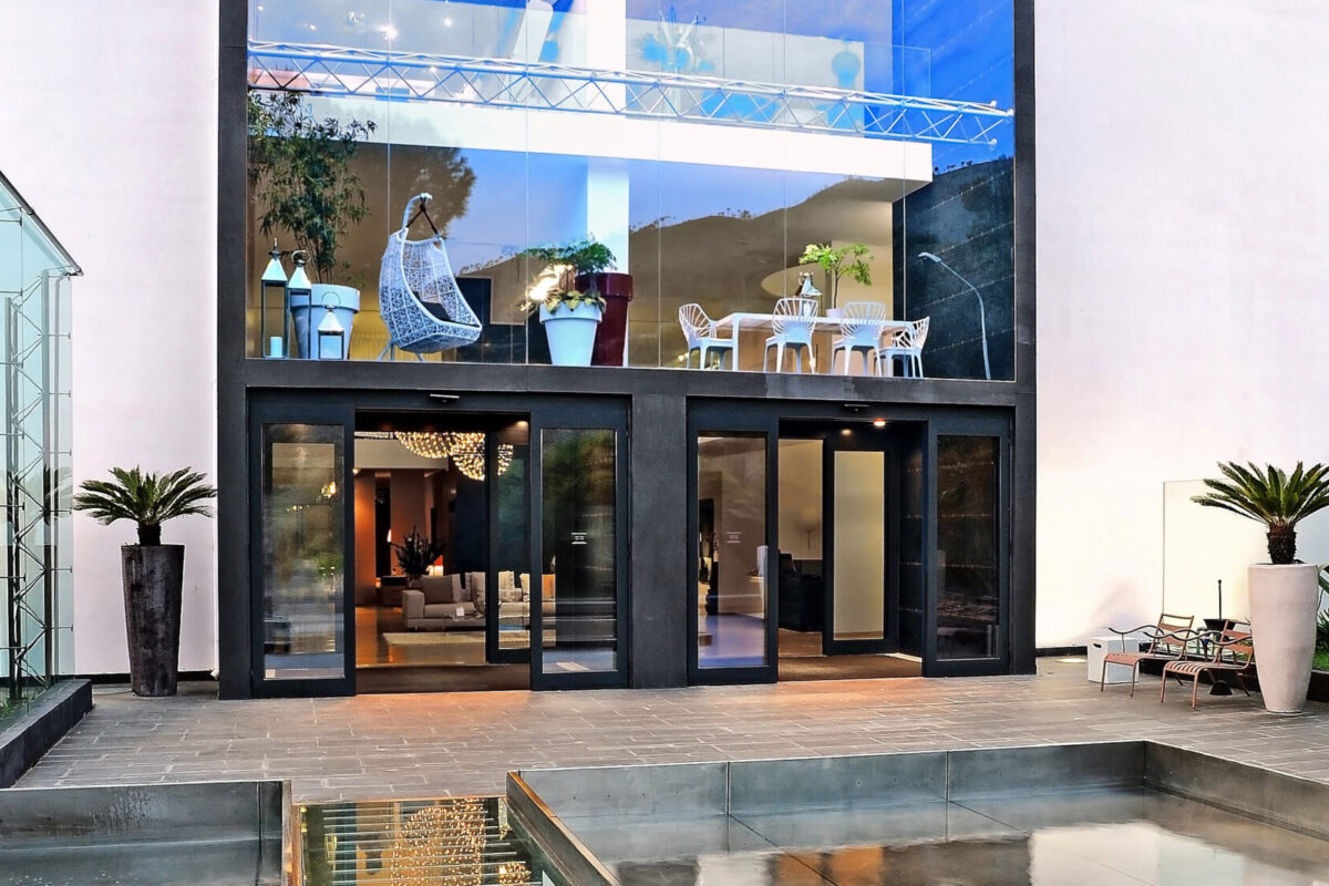 Fogliarini Arredamenti esterno negozio ©SoniaSoldati