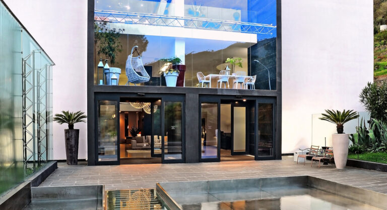 Fogliarini Arredamenti esterno negozio ©SoniaSoldati